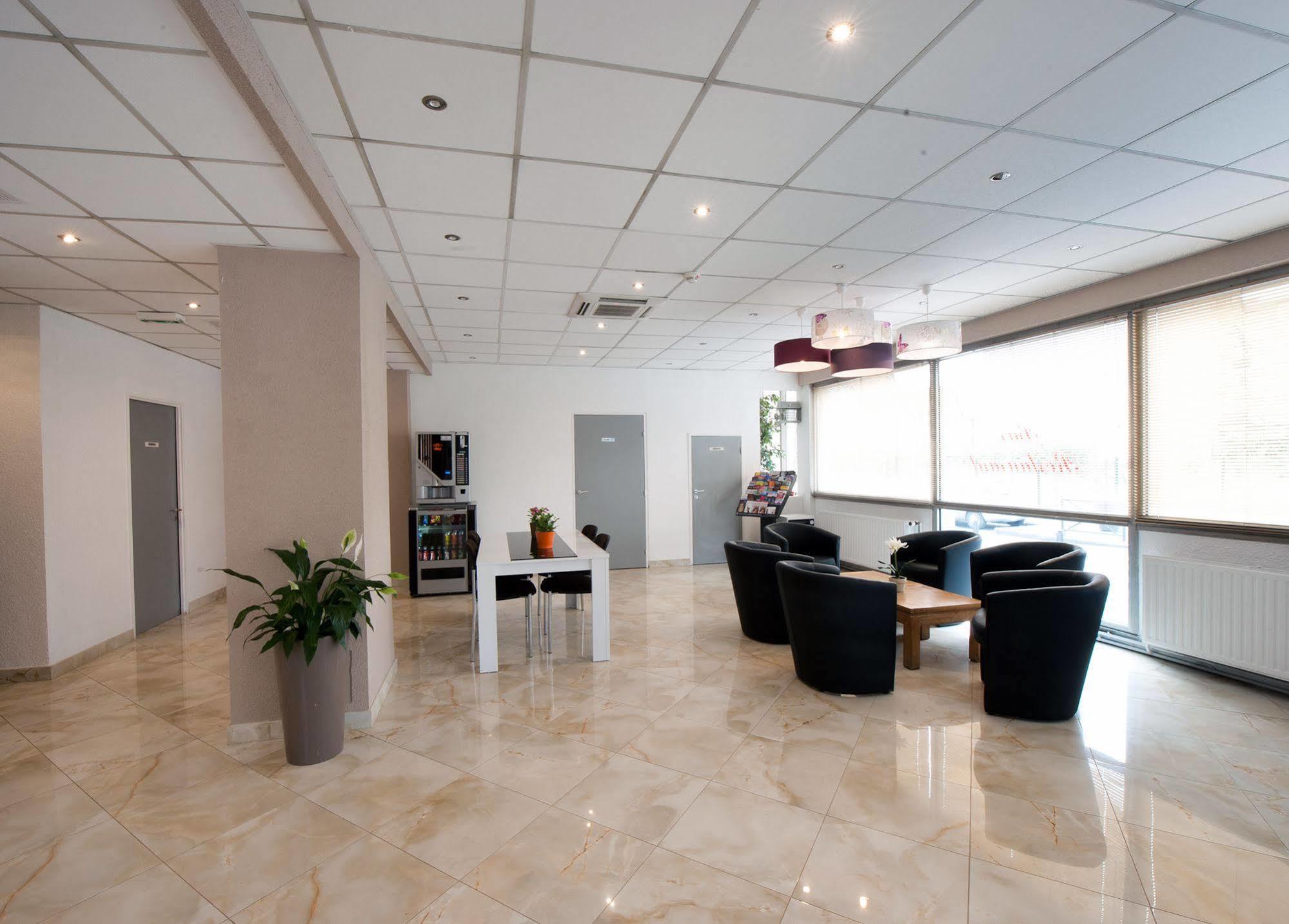 Milton Hotel Neuilly-Plaisance Eksteriør billede