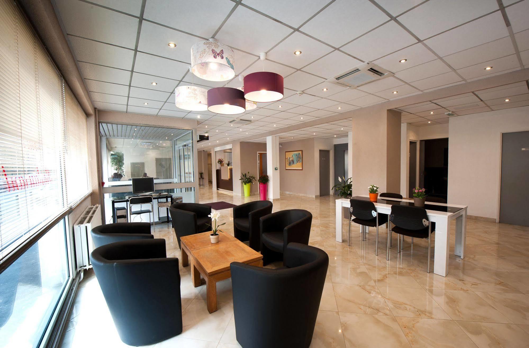 Milton Hotel Neuilly-Plaisance Eksteriør billede